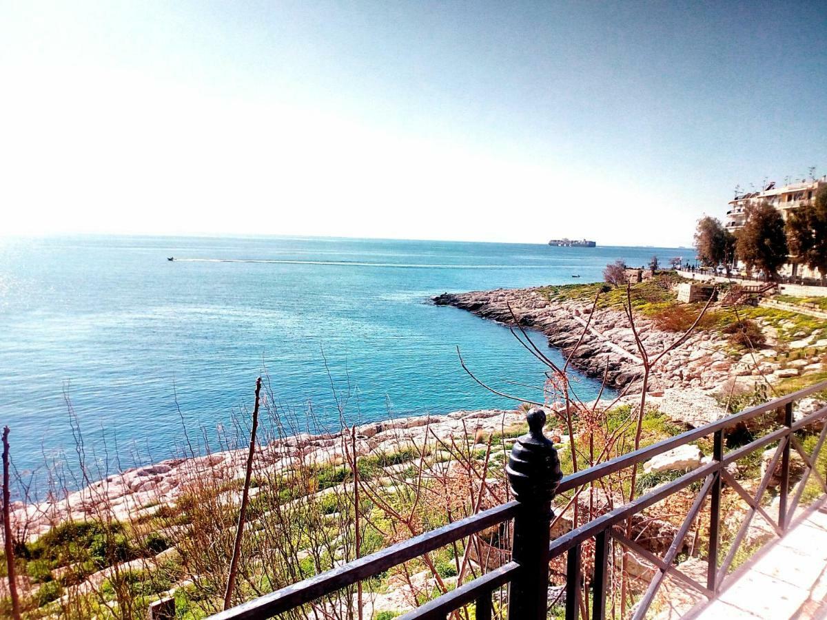 Φωτεινό Διαμέρισμα Πειραιας Pireusz Kültér fotó